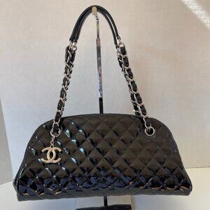 Chanel Black Vernis Matelasse - Black Patent Women's Shoulder Bag (108861)